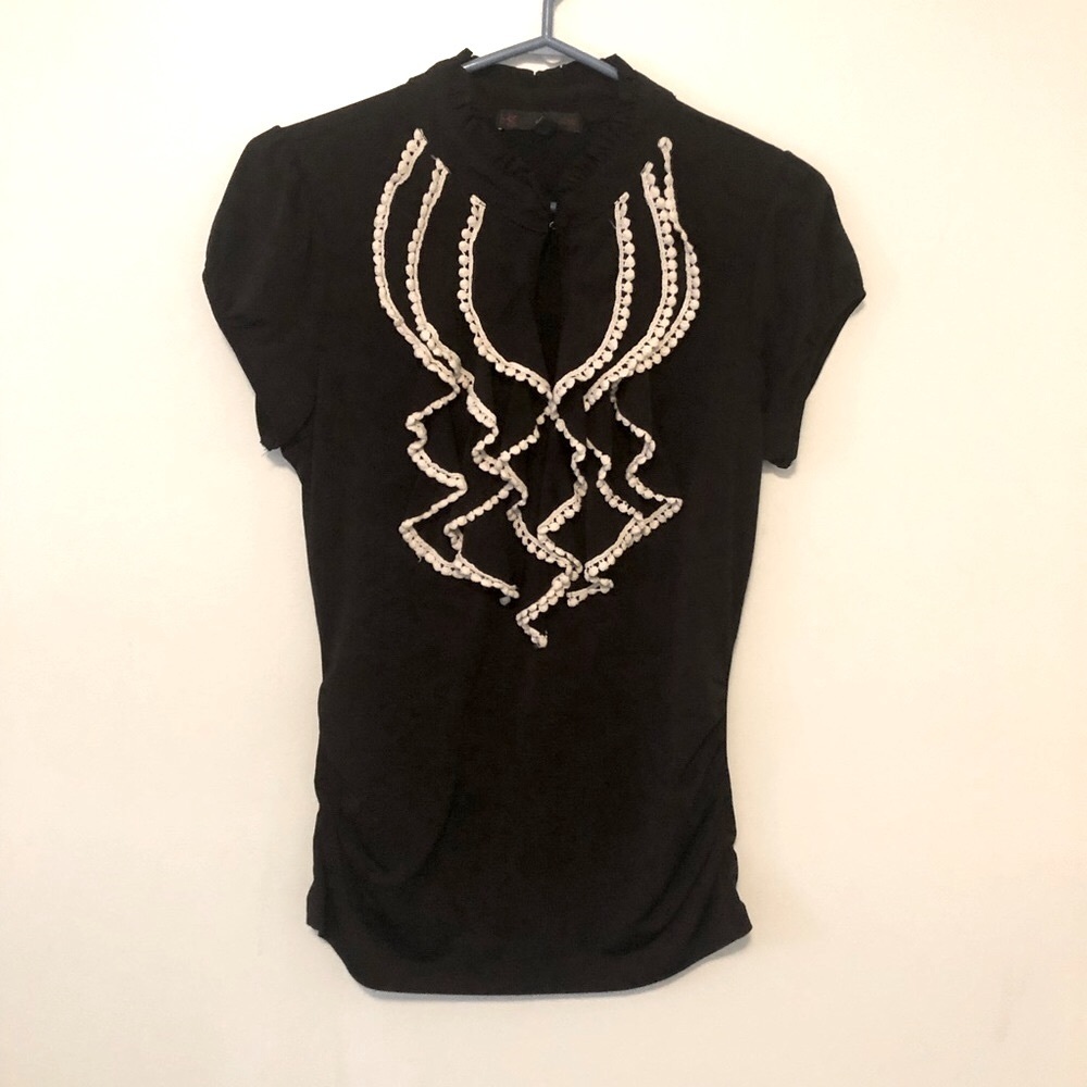 HeartSoul Keyhole Ruffled Blouse Capped Sleeves Tee​
